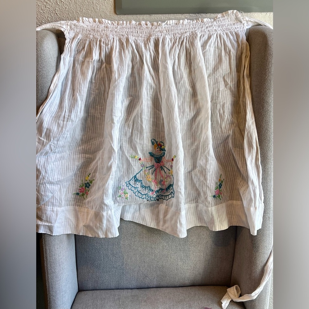 Vintage Sheer White Embroidered Half Apron Victorian lady